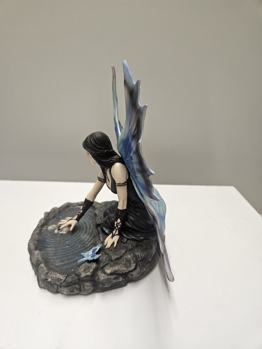Statuette: Immortel Flight von Anne Stokes – Nuovo (secondo la descrizione) da Dielsdorf venduto da Kenan997 1
