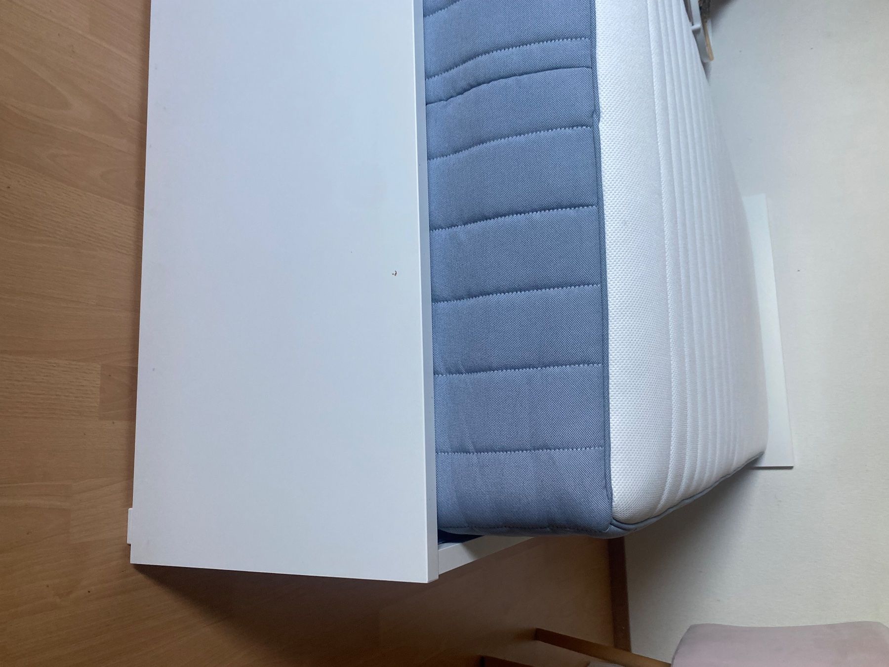 Ikea Betten: Bett von Ikea VIHALS – Gebraucht aus schötz von nor_p7vs 2