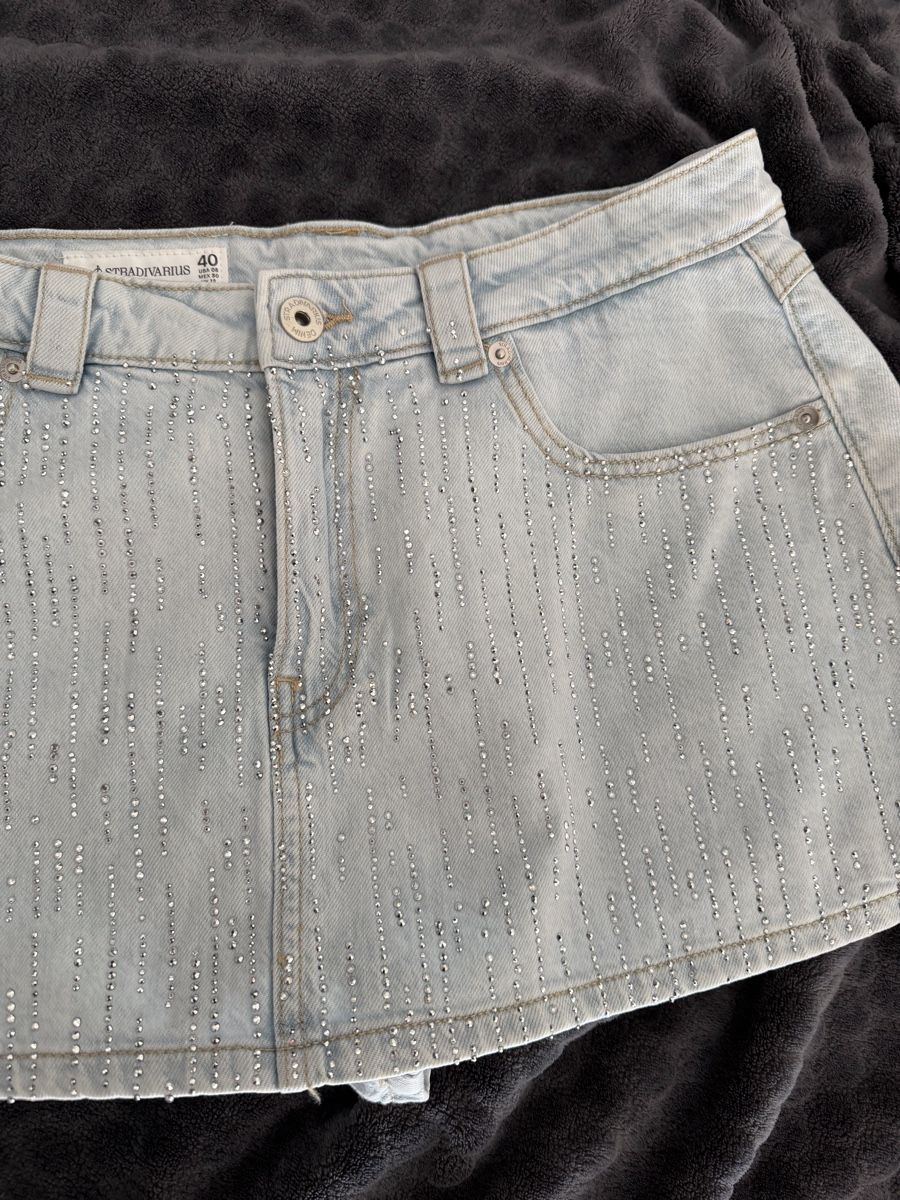 Stradivarius Gonne: Jeansrock Stradivarius mit Strass Grösse 40 hellblau – Nuovo (secondo la descrizione) da Luzern venduto da file_maker