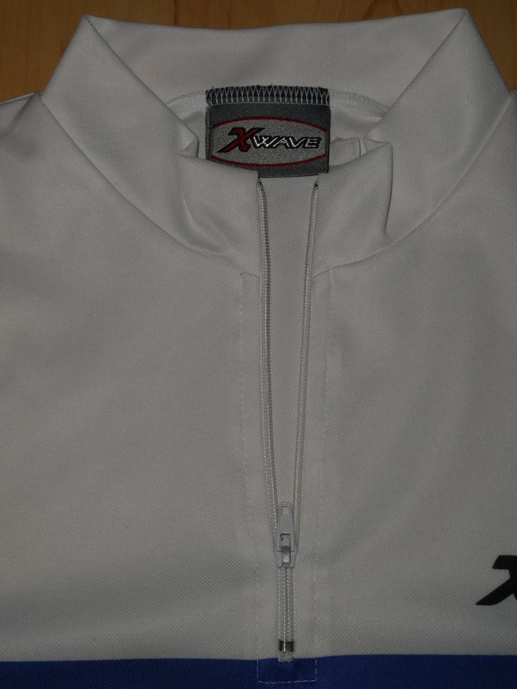 T-shirt: Veloshirt – Usato da Mels venduto da KOSL 1