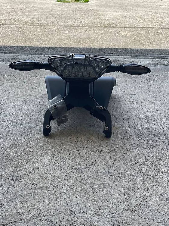 Tutti i ricambio per moto: Support de plaque ktm 790/890 duke – Usato da Yverdon-les-Bains venduto da arn_cd5x 3