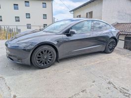 Tesla Model 3 RWD "Highland" Premium (Jan 2024) – 56.000 km