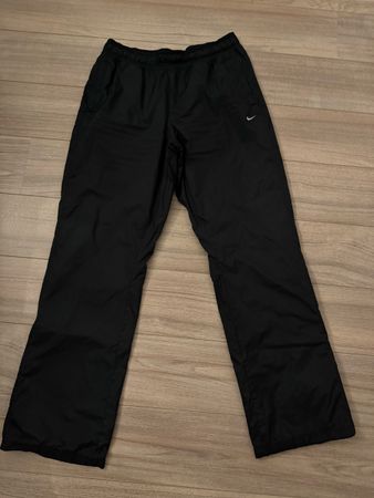 NIKE Damen Trainerhosen Gr. M schwarz