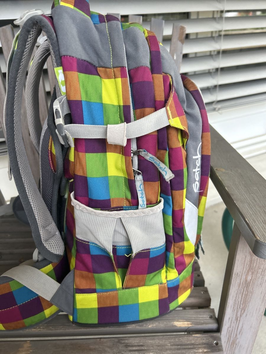 Satch Sacs & sacs à dos: Satch Schulrucksack bunt kariert Grösse verstellbar – D'occasion à Gattikon par boriskhv 3