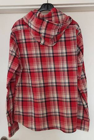 Chemise avec capuchon en coton