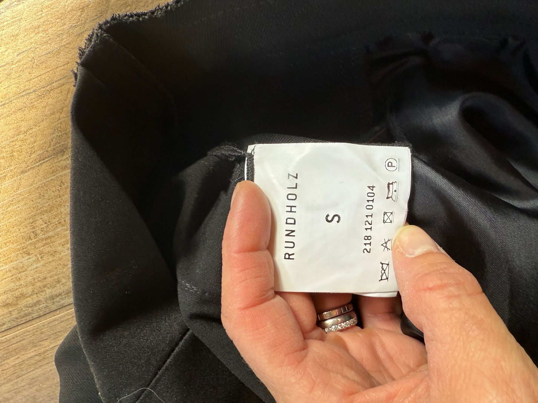 Rundholz Pantaloni: Rundholz Hose s – Usato da Brugg AG venduto da Simone28 2