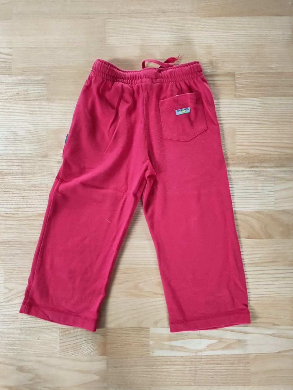 Switcher Pantaloni: Trainerhose Switcher Grösse 104 Farbe rot – Usato da Ins venduto da variable 1