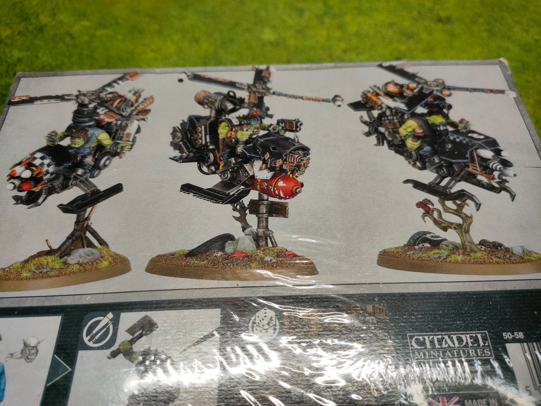 Modellbausätze & Standmodelle: Deffkoptas der Orks Warhammer 40k – Neu und originalverpackt aus Baden von Araneus 1
