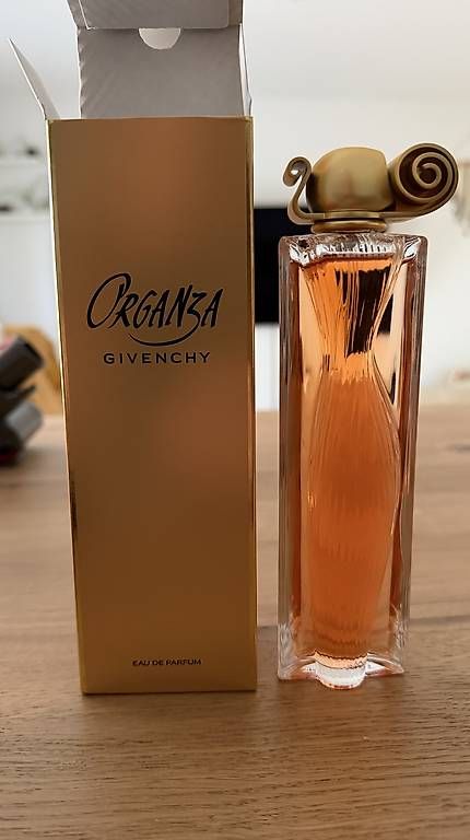 Profumi & Eau de Toilette: Parfum Givenchy Organza 100ml – Usato da Chavornay venduto da Danae22 1