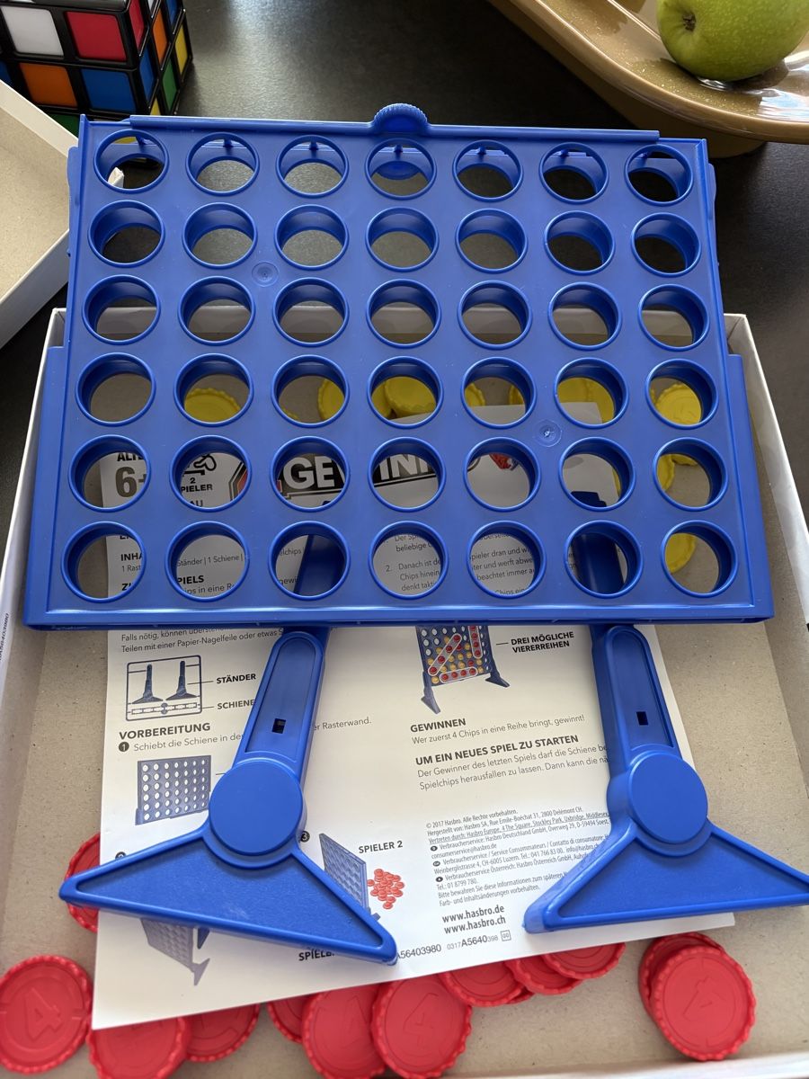 Hasbro Jeux: 4 Gewiinnt / Connect 4 – D'occasion à Münchenstein par ArleneLM 1
