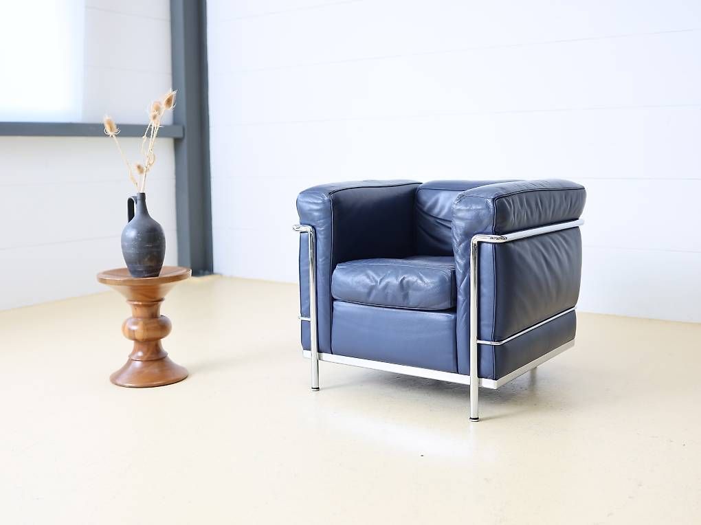 Cassina Poltrone: Le Corbusier Sessel LC2 von Cassina – Usato da Meinisberg venduto da atelier_TILIJA