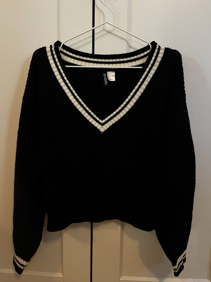 H&M Maglioni & Felpe: Damen Pullover Divided schwarz weiss – Usato da Rombach venduto da sar_8wqy