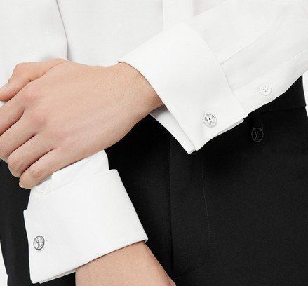 Louis Vuitton Gemelli: Louis Vuitton Manschettenknöpfe / boutons de manchette – Usato da Collonges venduto da Auganien 9