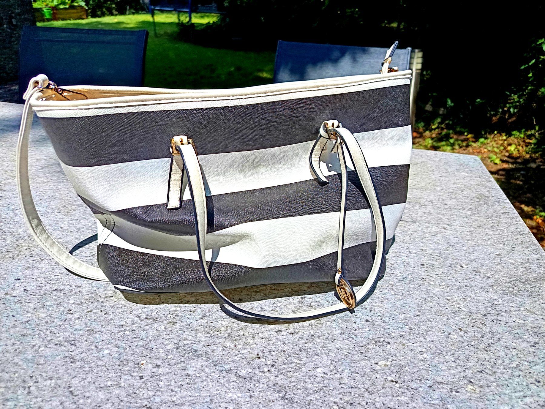 Taschen für Damen: Handtasche – Gebraucht aus Gränichen von Fabienne0114 1
