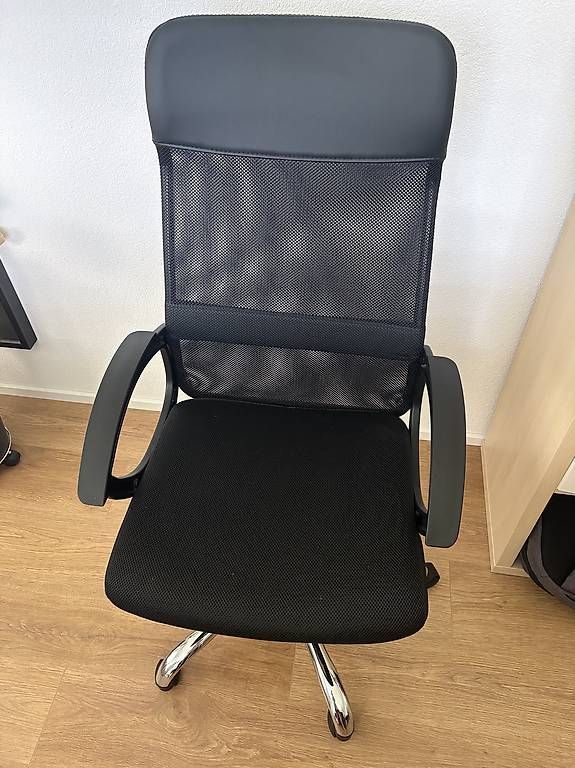 Poltrone: Fauteuil de bureau DEREK Conforama – Usato da Corpataux venduto da bulliardj