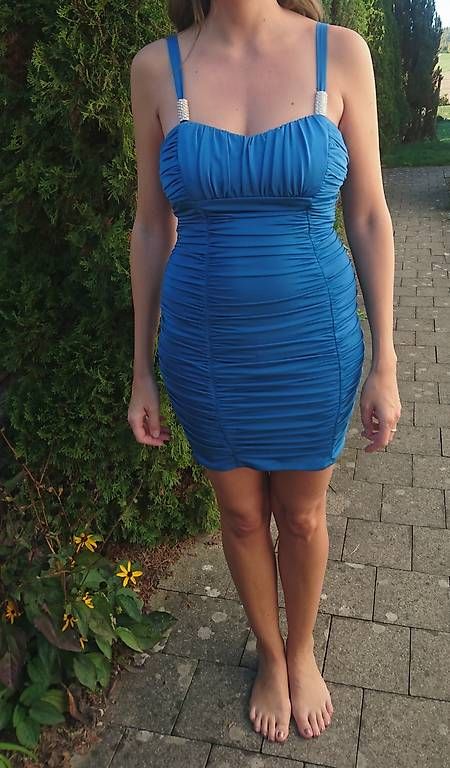 Vestiti: kurzes Kleid, Türkisblau – Usato da Hettlingen venduto da Sylvia24 2