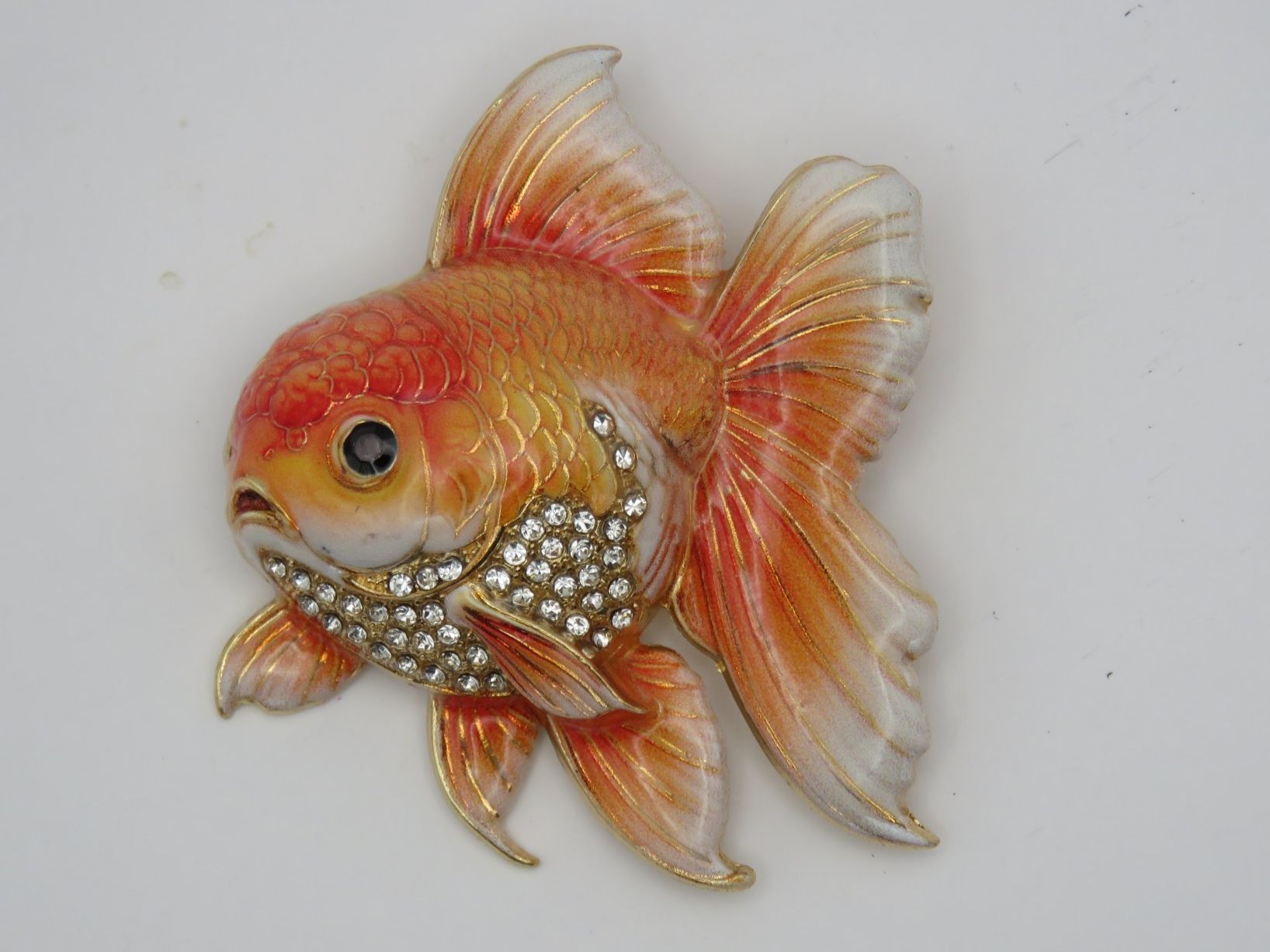 Broschen & Nadeln: Brosche - GOLDFISCH - Emailliert mit Strass - 5.5x5cm – Neu und originalverpackt aus Grenchen von Yamahwildstar16 1