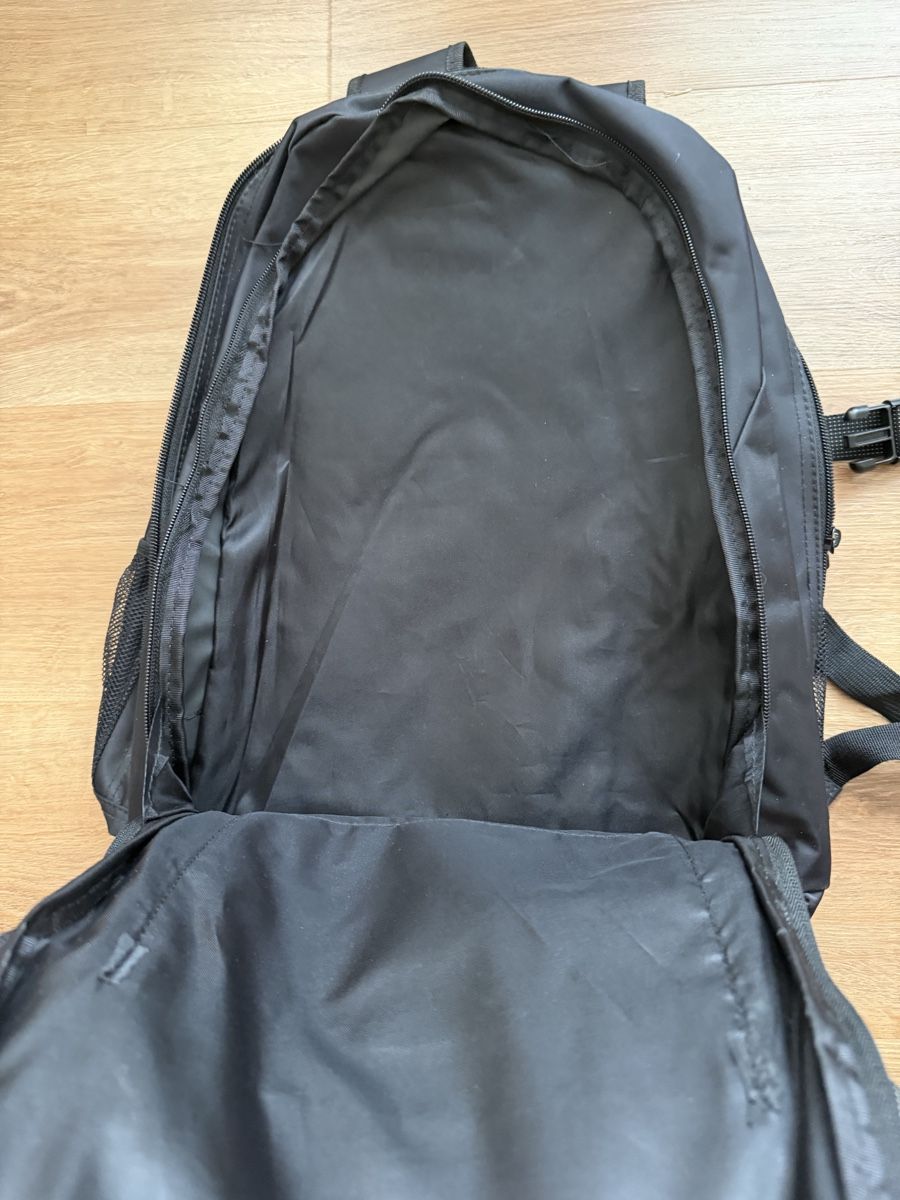 Zaini: Rucksack schwarz super Zustand – Nuovo (secondo la descrizione) da Bassersdorf venduto da Sandy456 2