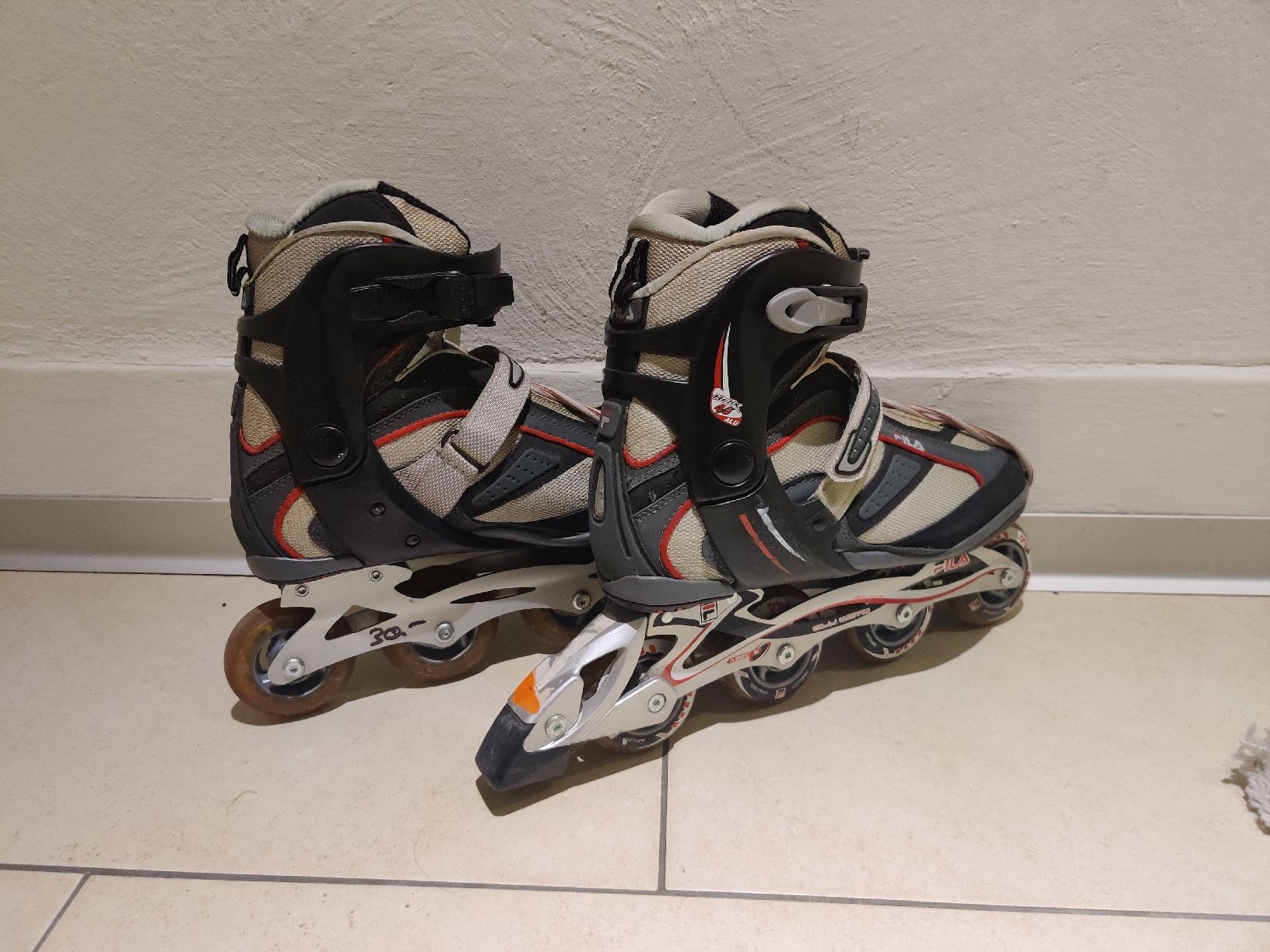 Fila Pattini in linea & Pattini a rotelle: In-line Skates – Usato da Bern venduto da sch_n2sc 2
