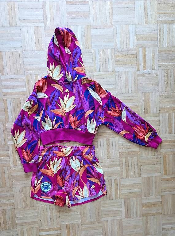 Ensembles & Tailleurs: Adidas Anzug Tropical – D'occasion à Uitikon Waldegg par Csilli 2