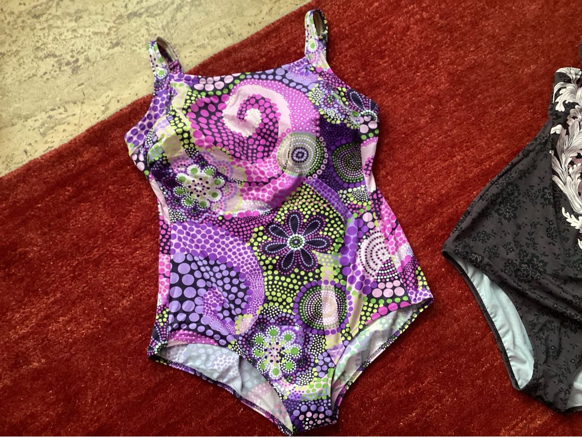 Badekleider & Bikinis: Badeanzug – Gebraucht aus Mettmenstetten von karo54