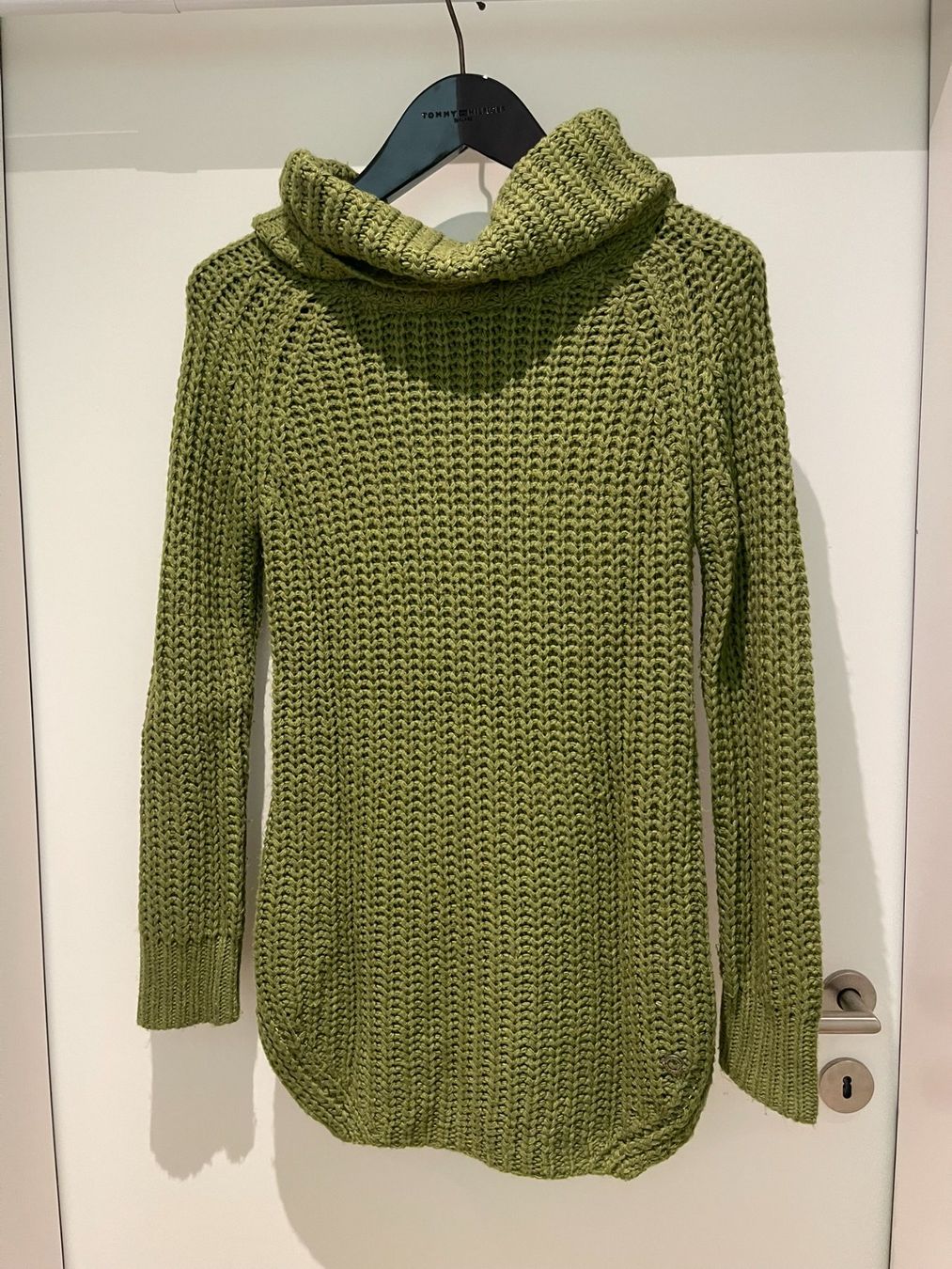 Maglioni & Felpe: Strickpullover Olivgrün Gr. 36 Rollkragen – Usato da Rheineck venduto da FGeissler