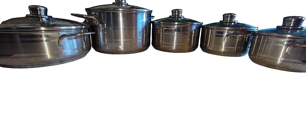 Casseroles: Set de Casseroles avec couvercle  – D'occasion à Genf par AdiOs2 2