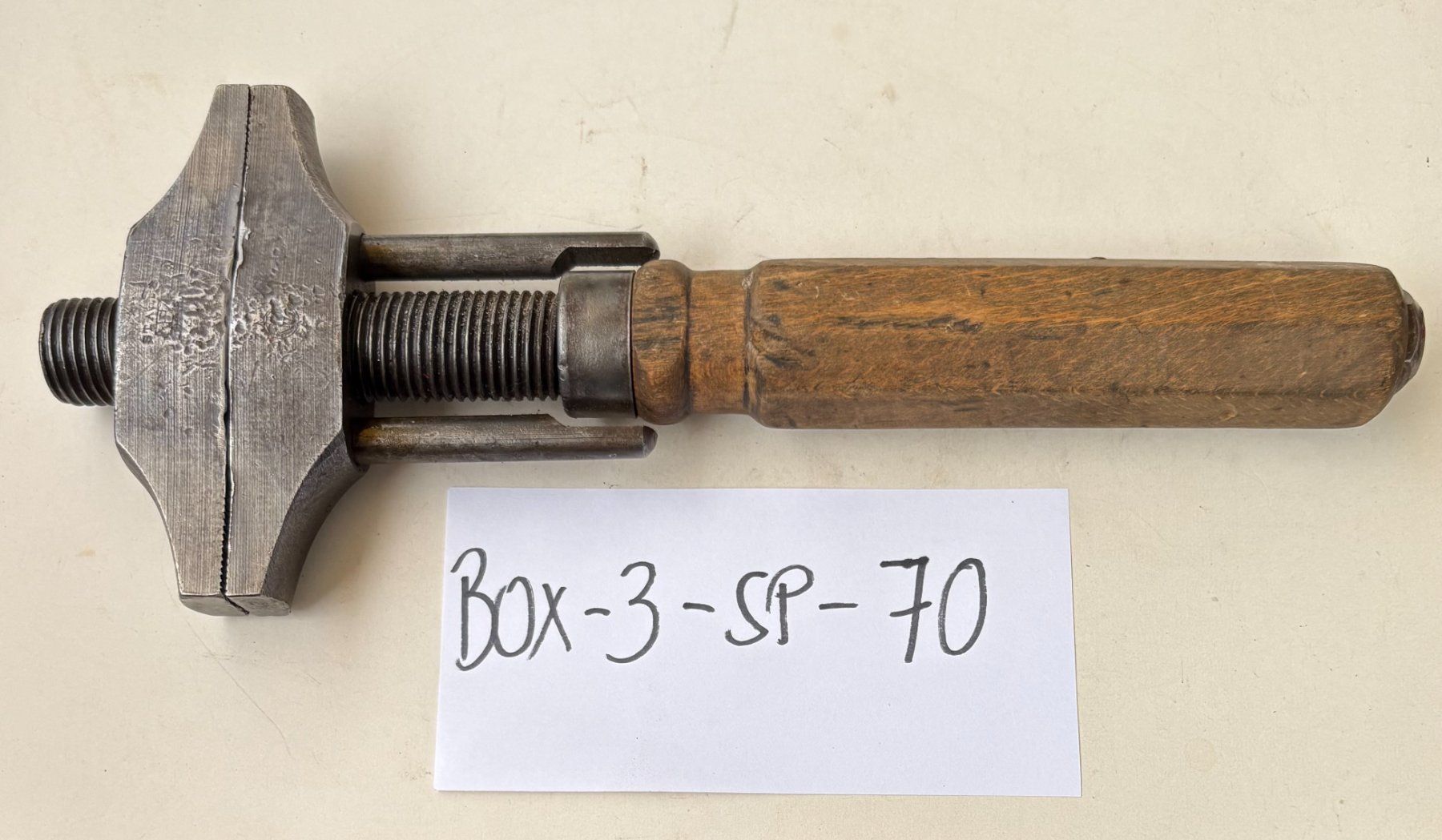 Tous les outils: ANTIKES WERKZEUG MIT PUNZE – D'occasion à Ostermundigen par wini63