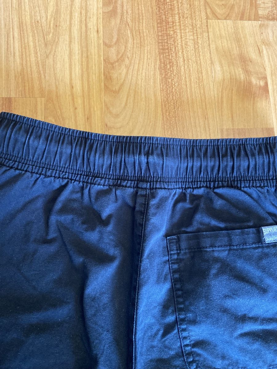 Pantaloni: Sommerhose schwarz, Gr. 140 – Usato da Amriswil venduto da Bobbel-Zauber 2