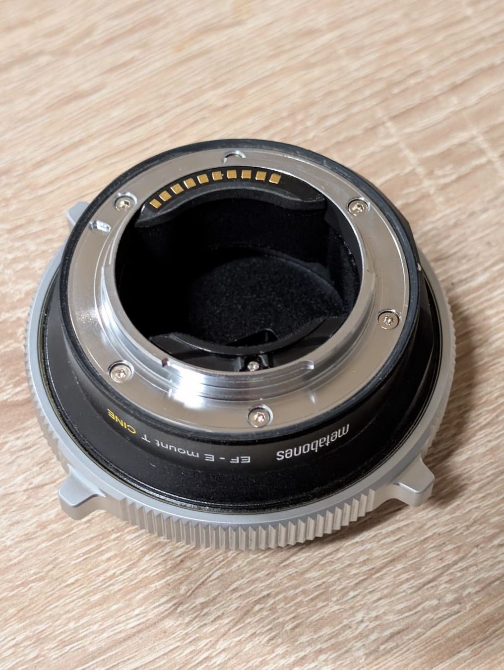 Metabones Adattatori foto: Metabones Canon EF to E Mount T CINE Adapter – Usato da Obfelden venduto da mar344 1