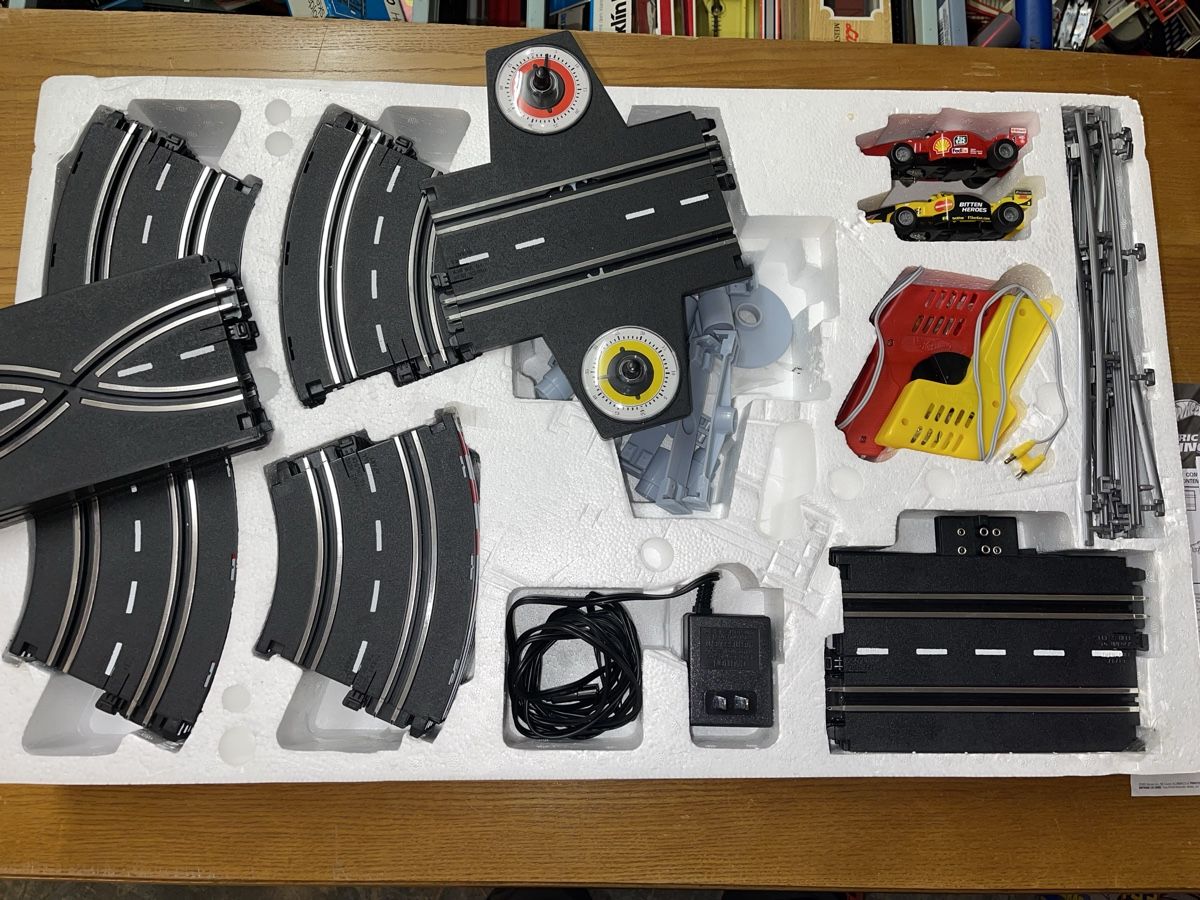 Hot Wheels Rennbahnen: Electric "Hot Wheels" Racing - Formula Mega Circuit (Tyco) – Gebraucht aus Siebnen von speedy63 6