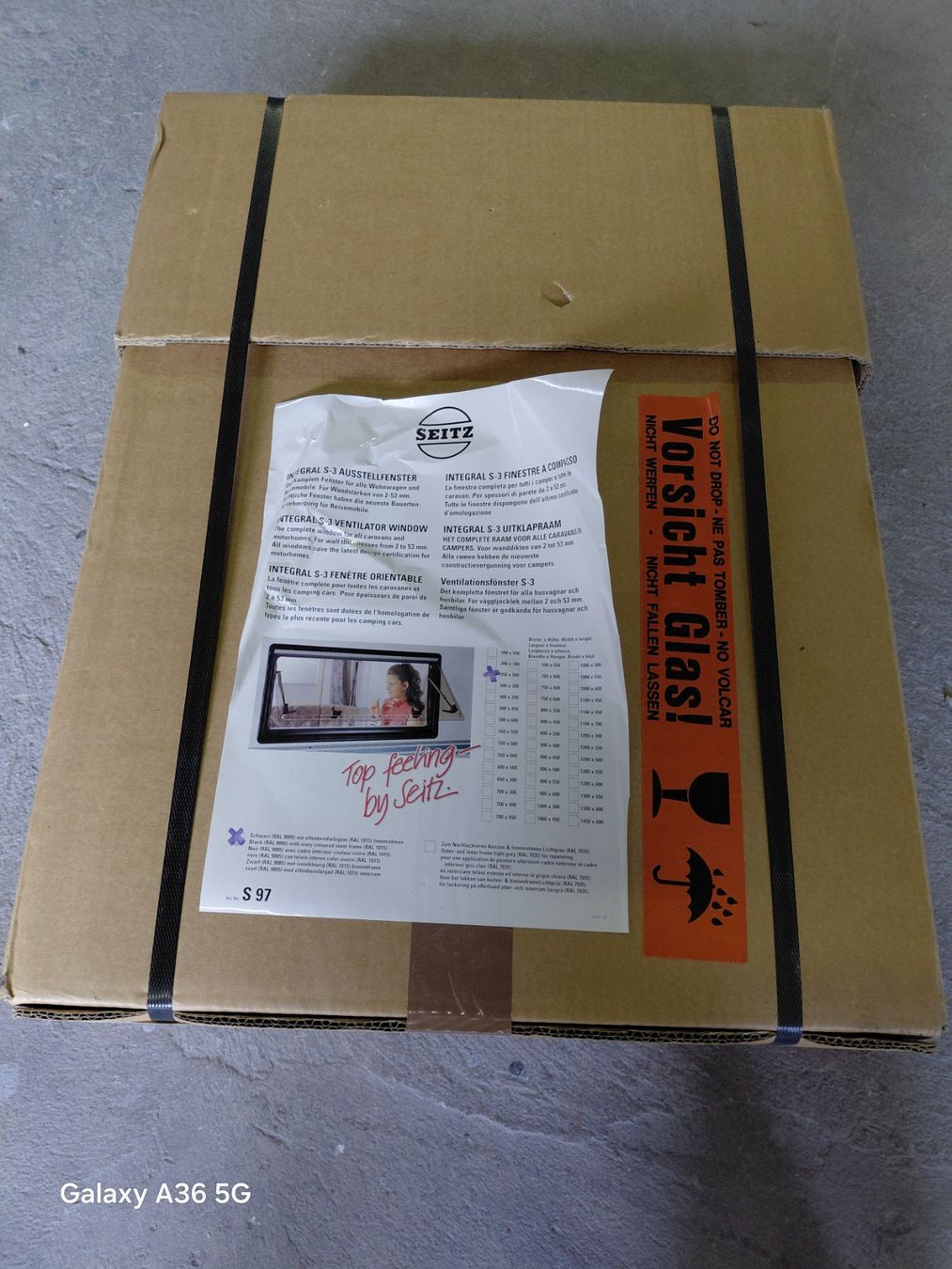 Dometic Fenster: Dometic Fenster – Neu und originalverpackt aus Melchnau von LUPUS-Offroad