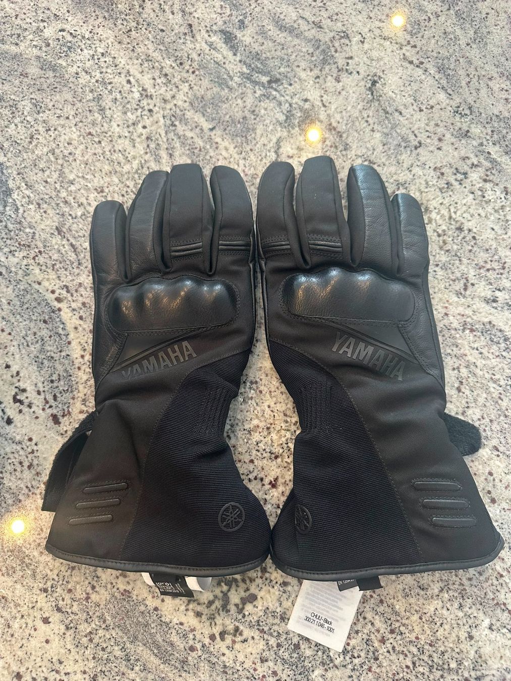 Sonstige Accessoires für Herren: Yamaha Motorradhandschuhe Schwarz | Leder/Textil – Gebraucht aus Würenlingen von sil_66xg
