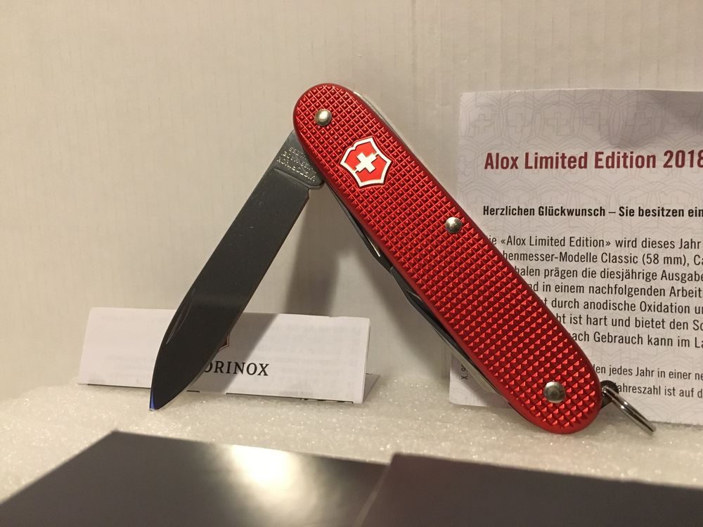 Victorinox hot sale pioneer 2018