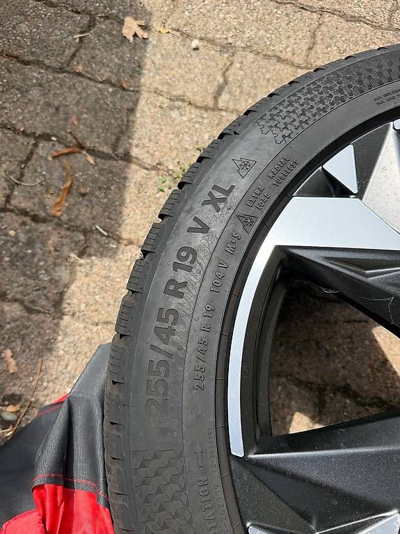 Continental Pneus & Kompletträder: Set de 4 roues hiver complètes – Gebraucht aus Lavigny von adr_qn7q 2