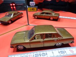 Peugeot 604  1:43 (ohne Box) Solido No.40 FR  >  (H12)