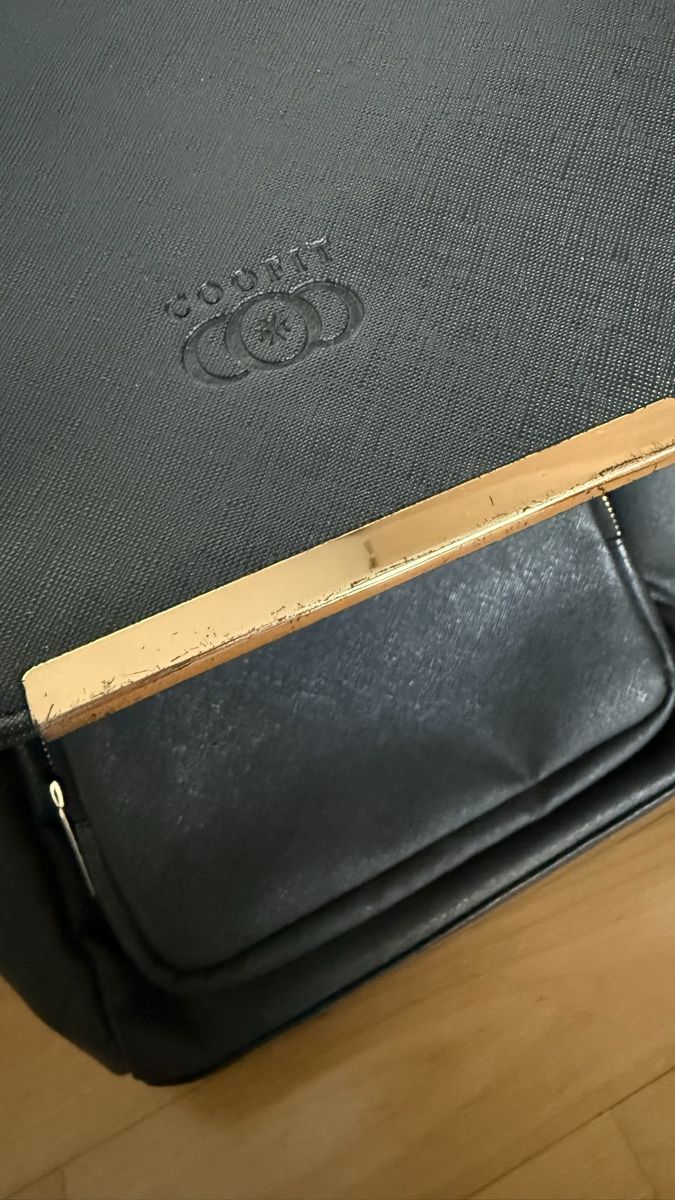 Zaini: Schwarzer Kunstleder Rucksack – Usato da Zürich venduto da mir_8jby 3