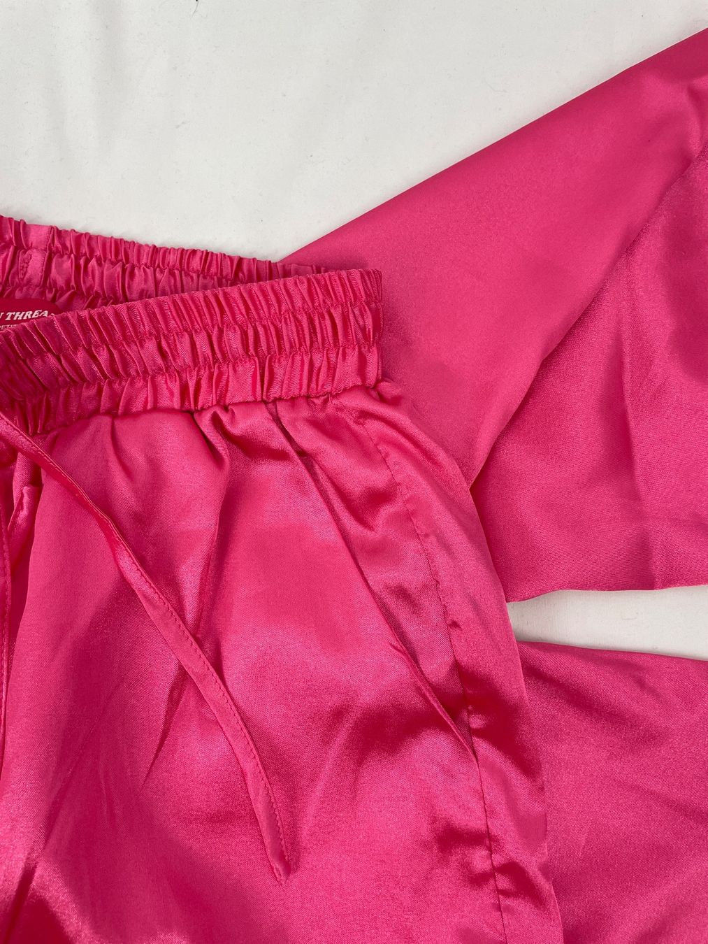 Pantaloni: URBAN THREADS pantalon rose T 8 – Usato da Lausanne venduto da PlusValue_Lausanne 2