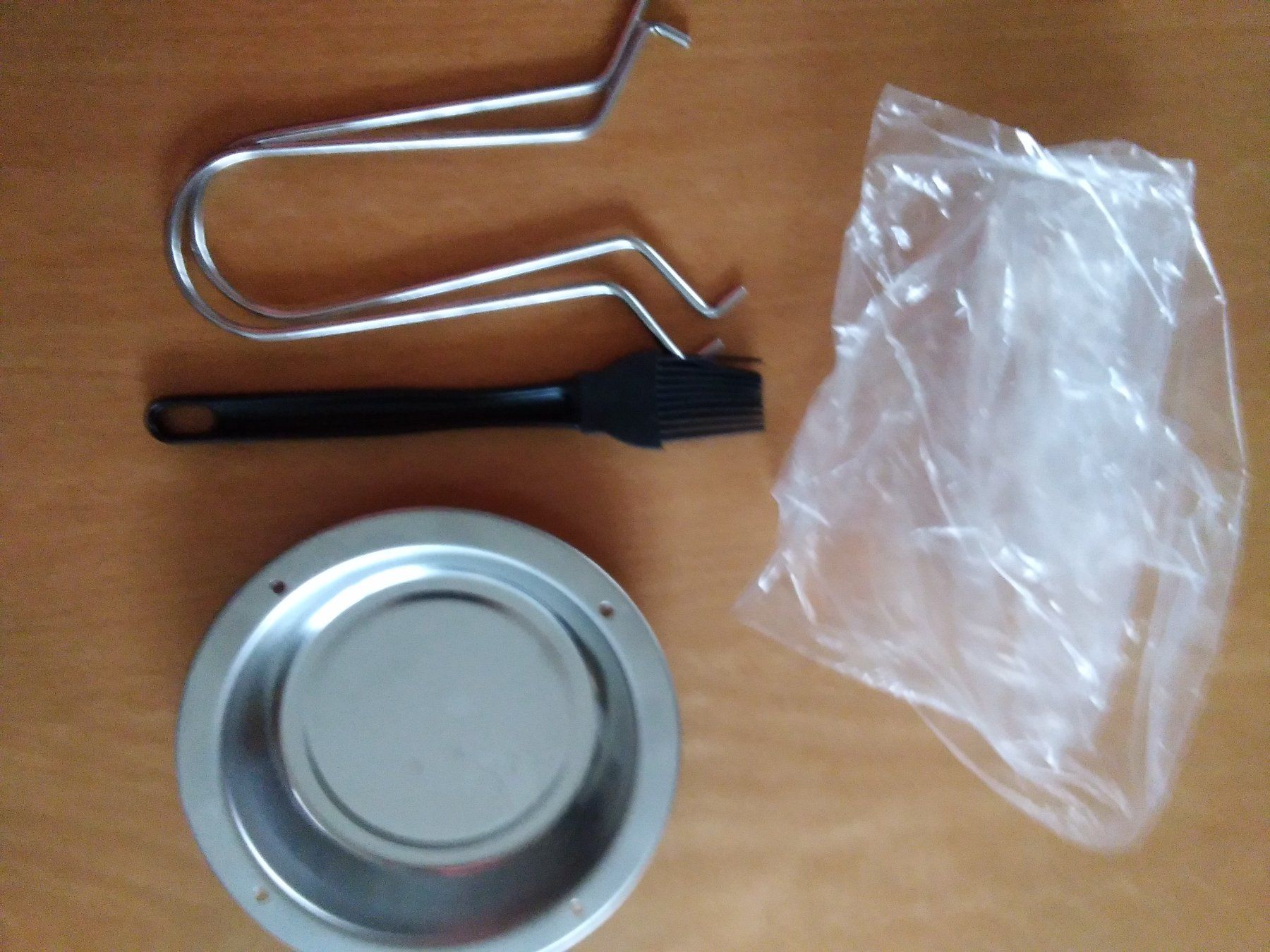 Elettrodomestici da cucina: Güggeli/Poulet Bräter, für Camping oder soo  für 5.--Fr – Usato da Killwangen venduto da Freds7 4