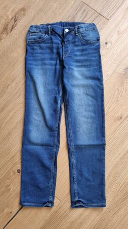 Jeans Gr. 152