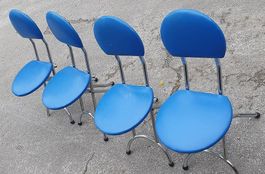 4 Stück Klappstühle, blau
