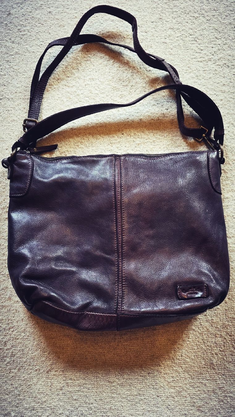 Borse: Echtledertasche von GUSTI LEDER Hannah – Nuovo (secondo la descrizione) da Beinwil (Freiamt) venduto da namidamitena