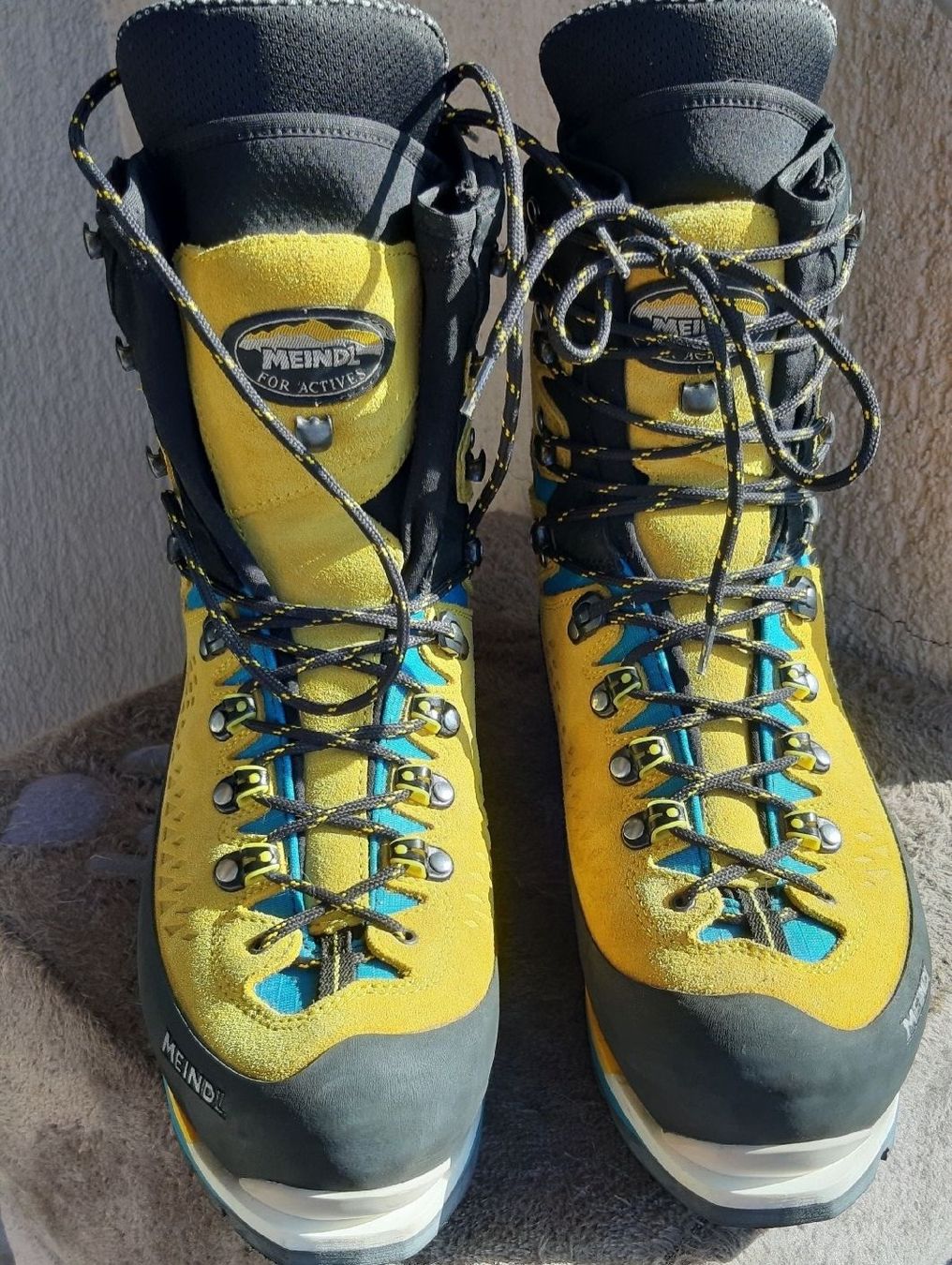 Meindl Scarpe da uomo: Wanderschuh  Arbeitsschuh Meindl Bergschuh Gr. 44 – Usato da Wila venduto da myquaso