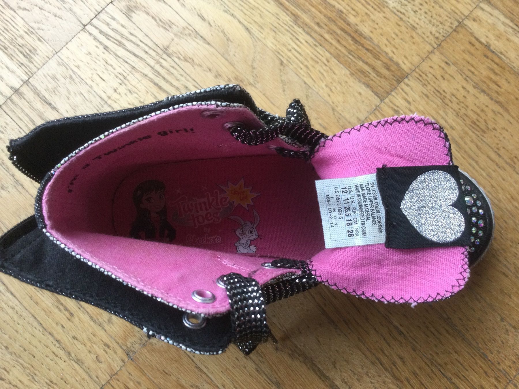 Skechers Scarpe per ragazze: Mädchen Sneakers Skechers Gr 28.5 – Usato da Zürich venduto da VorlonShadow 5