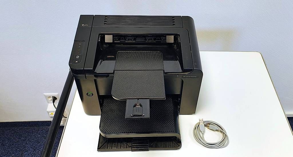 Hewlett Packard Stampanti: HP LaserJet Pro P1606DN Drucker – Usato da Bülach venduto da Surbetone 1