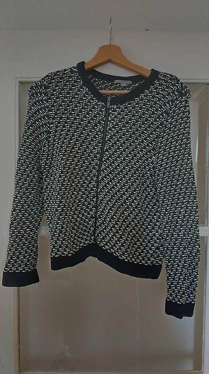 Giacche: Strickjacke von COS – Usato da Basel venduto da lii_xhy9 2