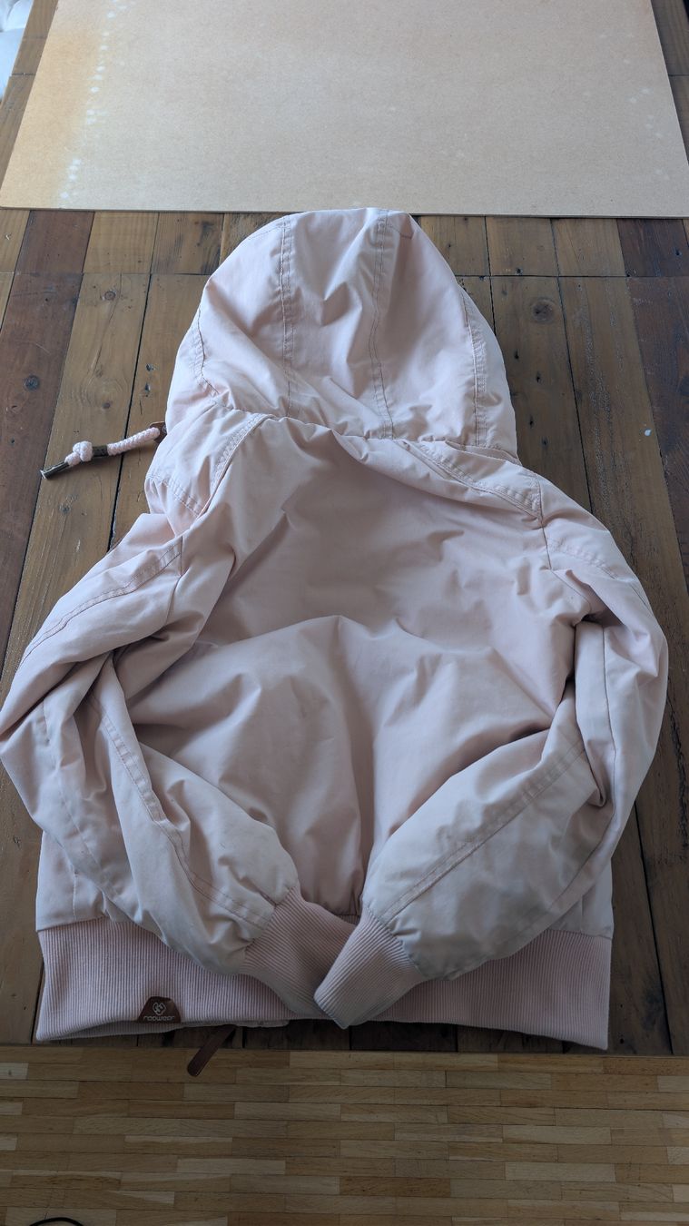 Ragwear Giacche: Schicke Hellroase Ragwaer Winterjacke, Grösse S – Usato da Buch am Irchel venduto da Angela8 2