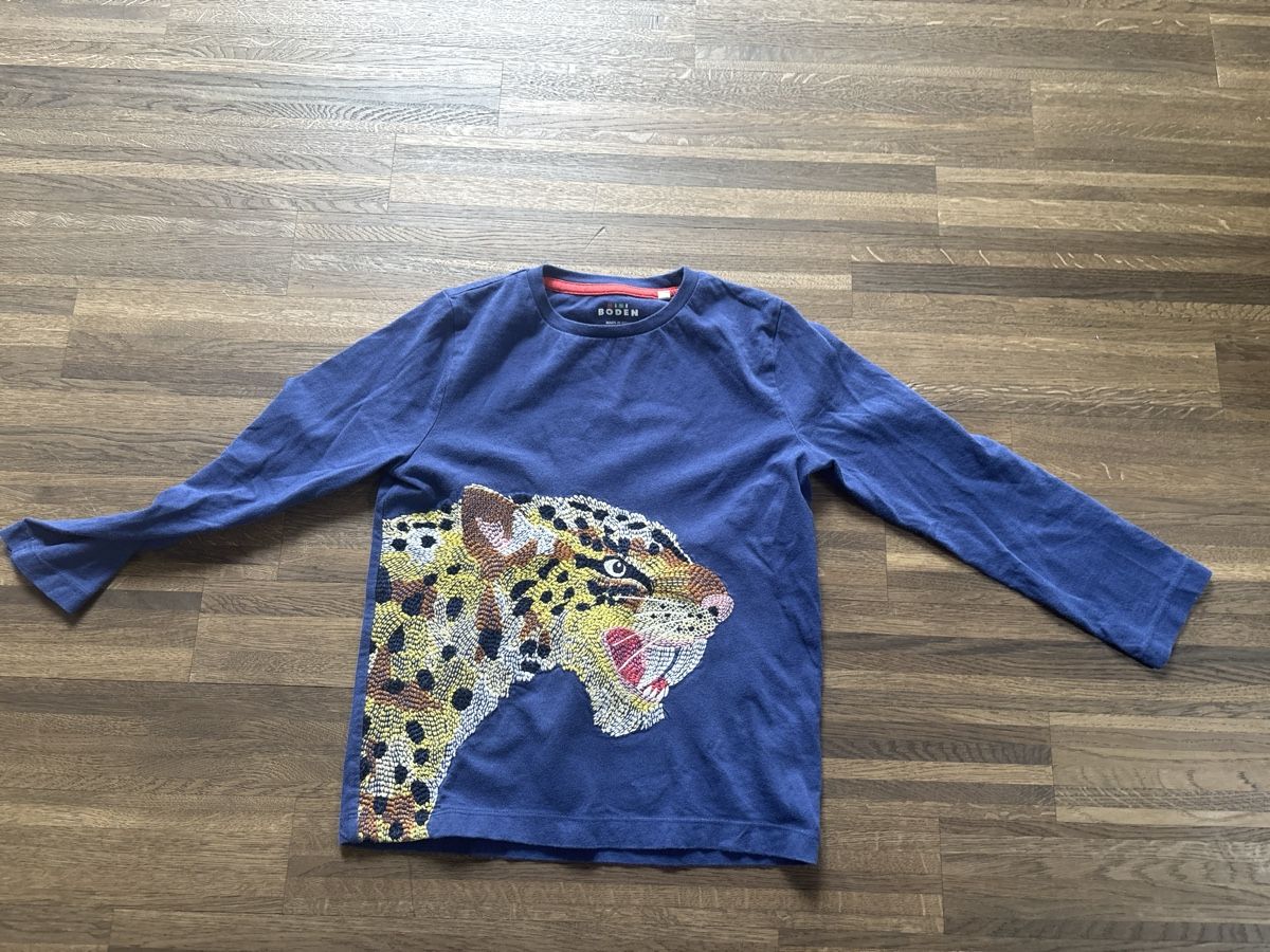 Kleiderpakete & -sets: Kids Bundle size 122: Pajamas, Jeans, Top, – Gebraucht aus Thalwil von val_q76v 1