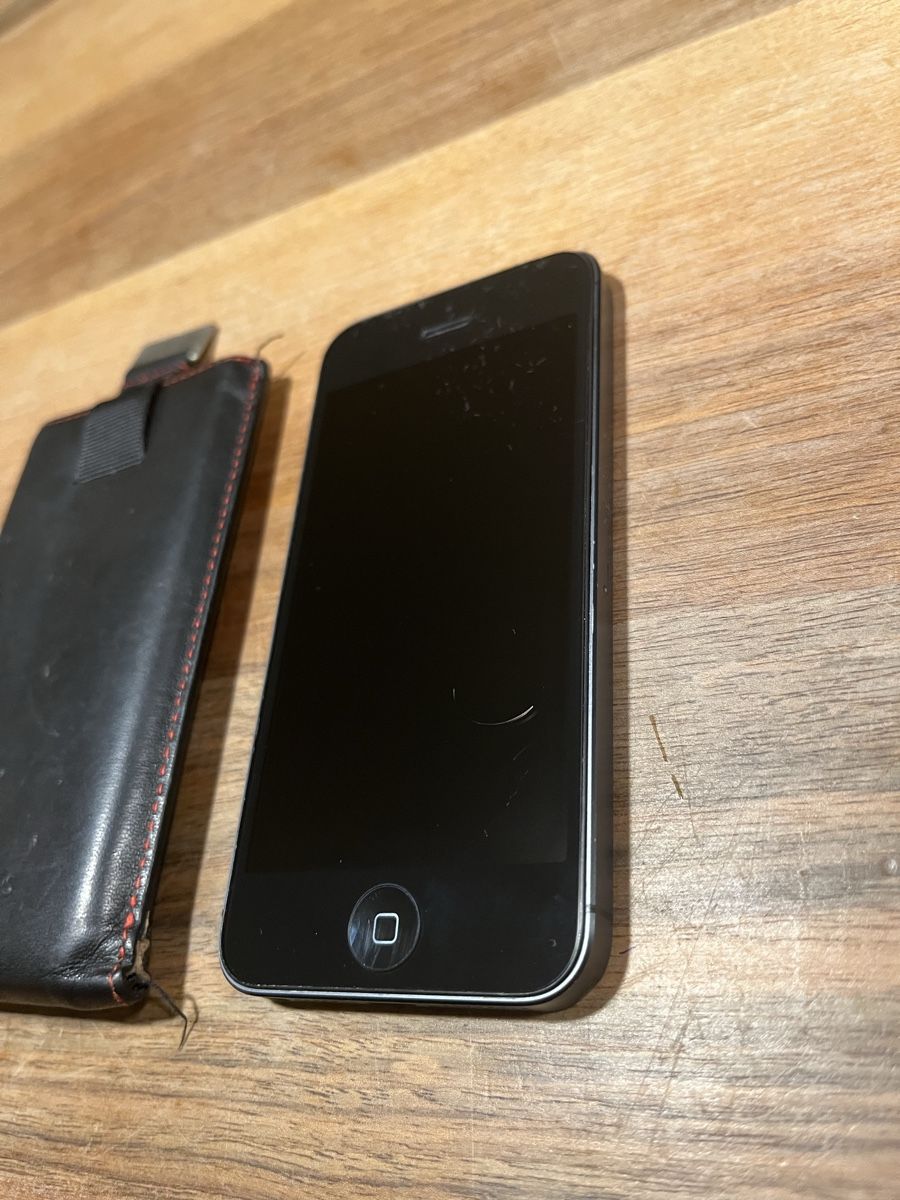 Apple Portables: iPhone 5 – D'occasion à Würenlos par jam_mv8g 7