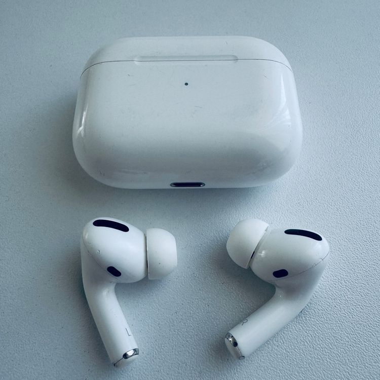 Apple Kopfhörer: Original Apple AirPods Pro 1 Gen. Wireless USB-C Kabel – Gebraucht aus Basel von MY.AIRPODS.SHOP 2